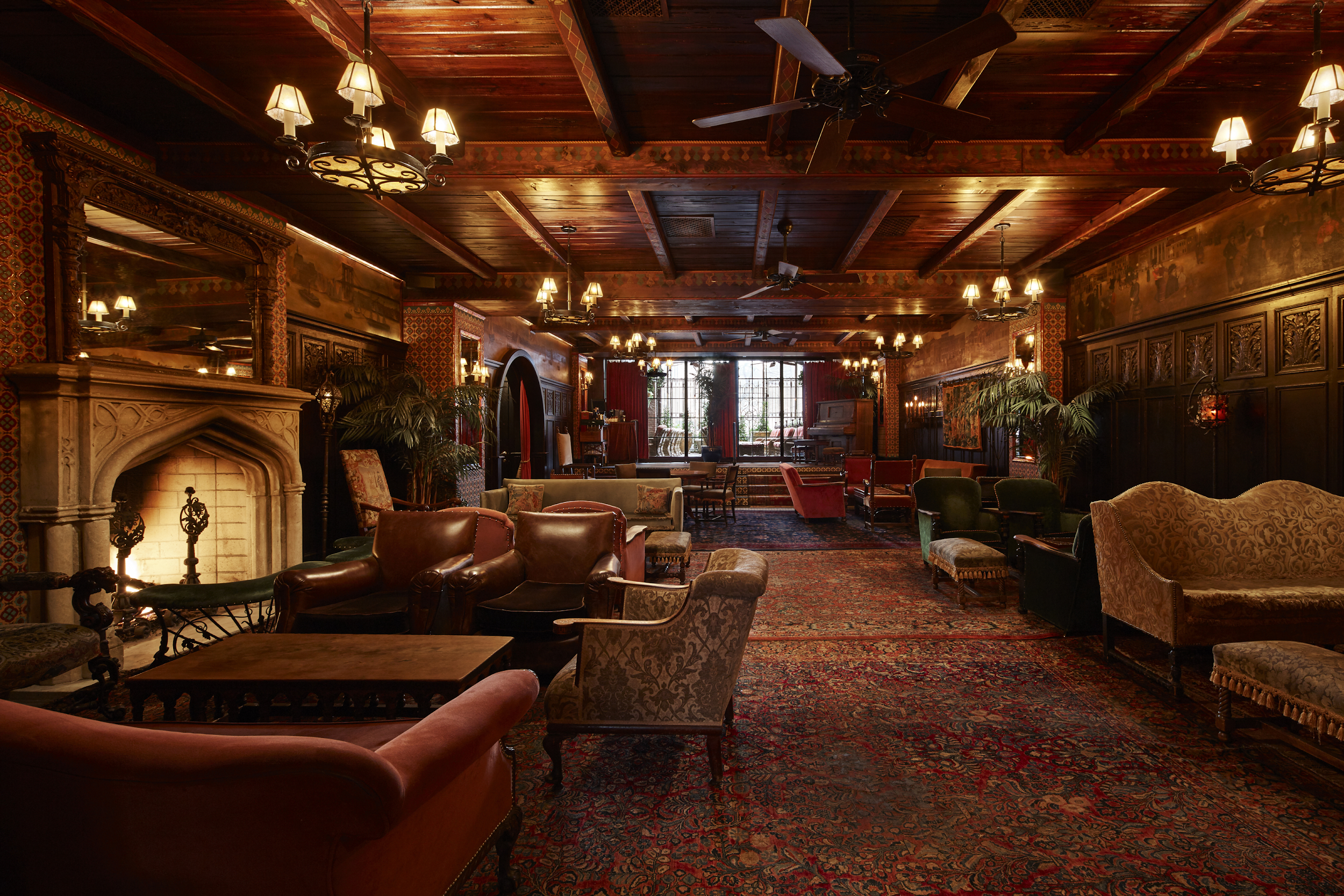 Hotellobby THE BOWERY Hotel mit Orientteppichen