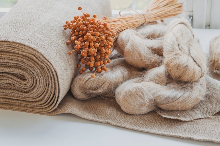 flax-fibers-from-flax-for-the-manufacture-of-linen-fabric-natural-materials-sustainability