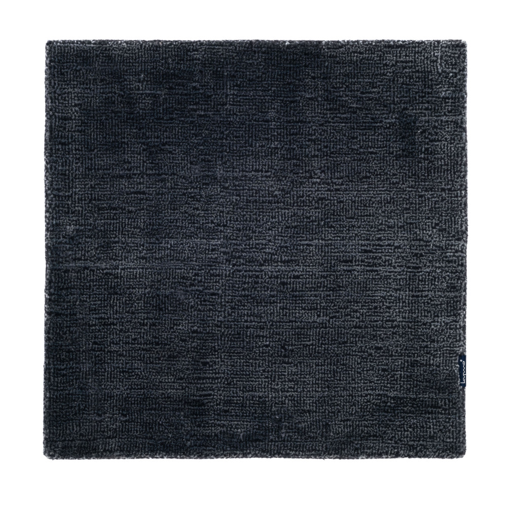modern rug sealights basalt black