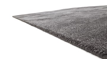 grey plain sustainable outdoor rug made from water-repellent recycled PET