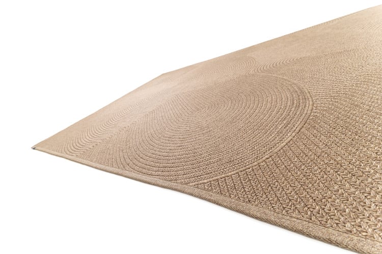 outdoor rug with unusual braided pattern